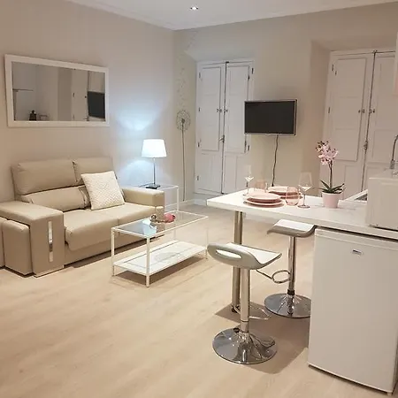Apartment Granvia4 *